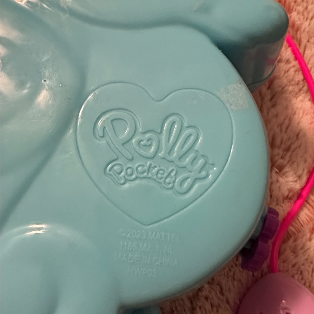 Polly pocket Blue Seahorse Toy travel set - Picture 4 of 11